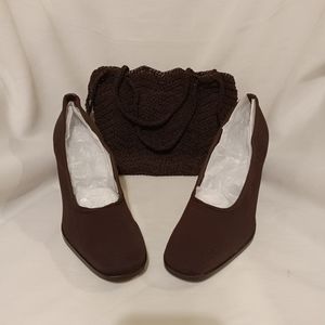 BANDOLINO HEELS W/HANDBAG